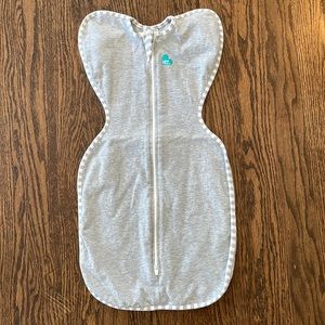 Like New! Love to Dream Swaddle